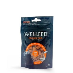 Лакомство за котка Wellfed мини стикове пилешко и риба тон