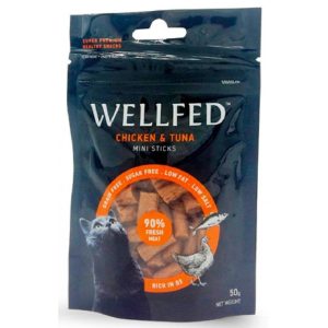 Лакомство за котка Wellfed мини стикове пилешко и риба тон
